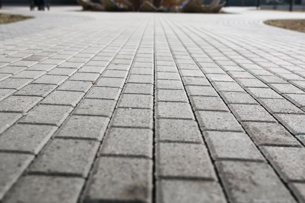 10 Benefícios do Bloquete de Concreto: Preço por m² e Durabilidade