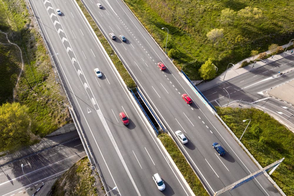 Contratar usina de asfalto para projeto de rodovia estadual